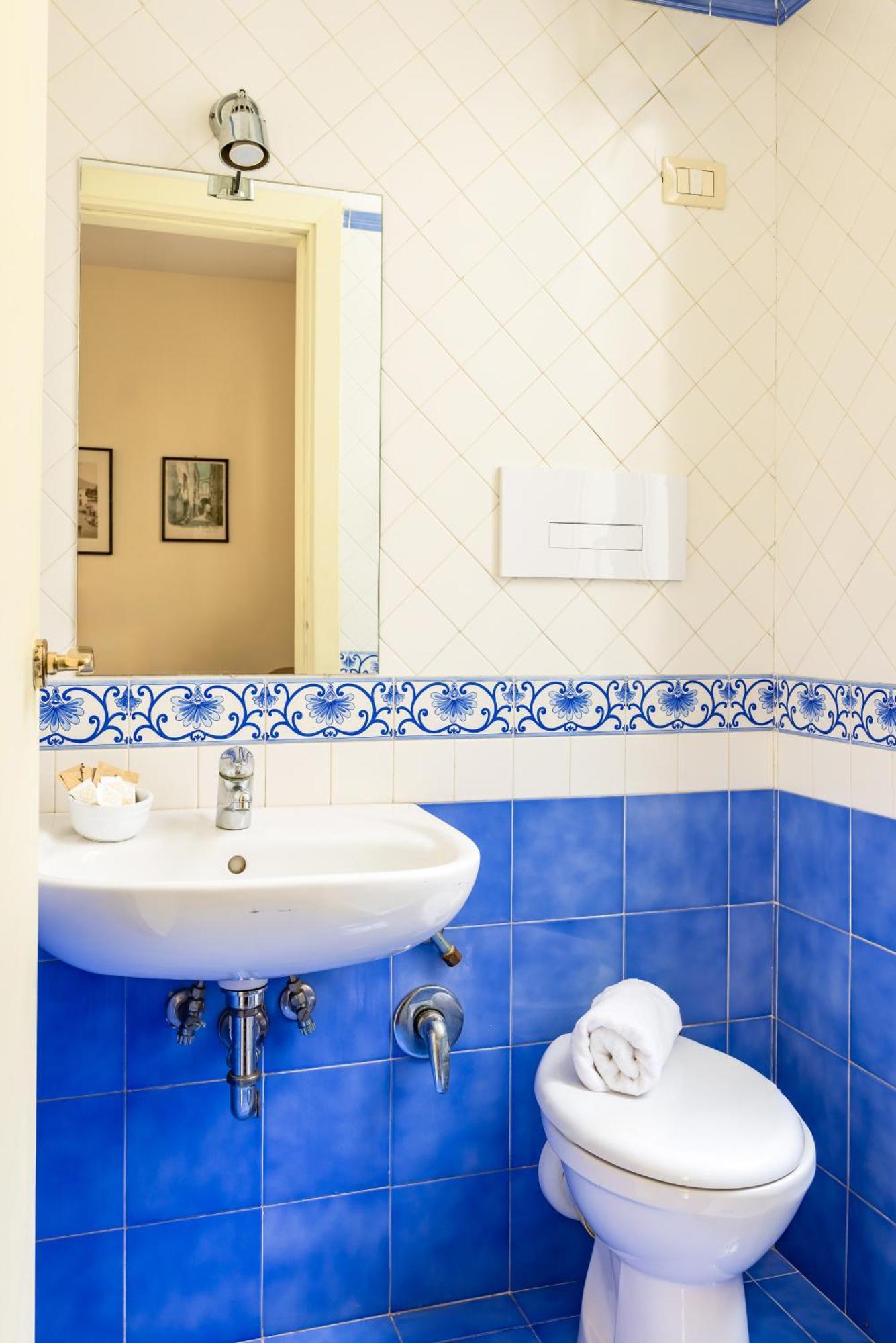 Apartment Bisignano 11 Naples