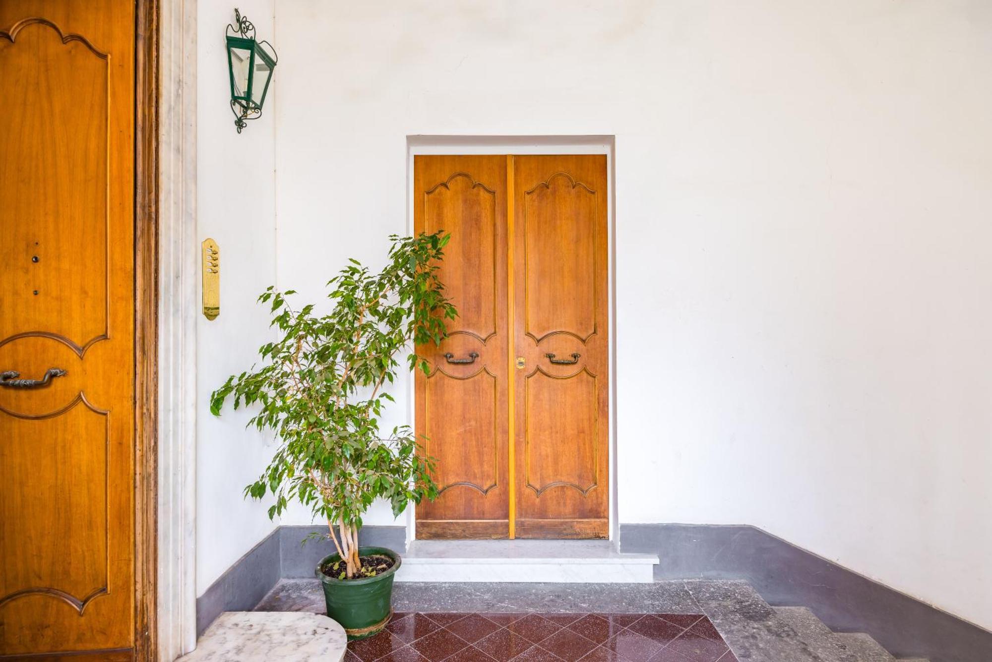 Apartment Bisignano 11 *
